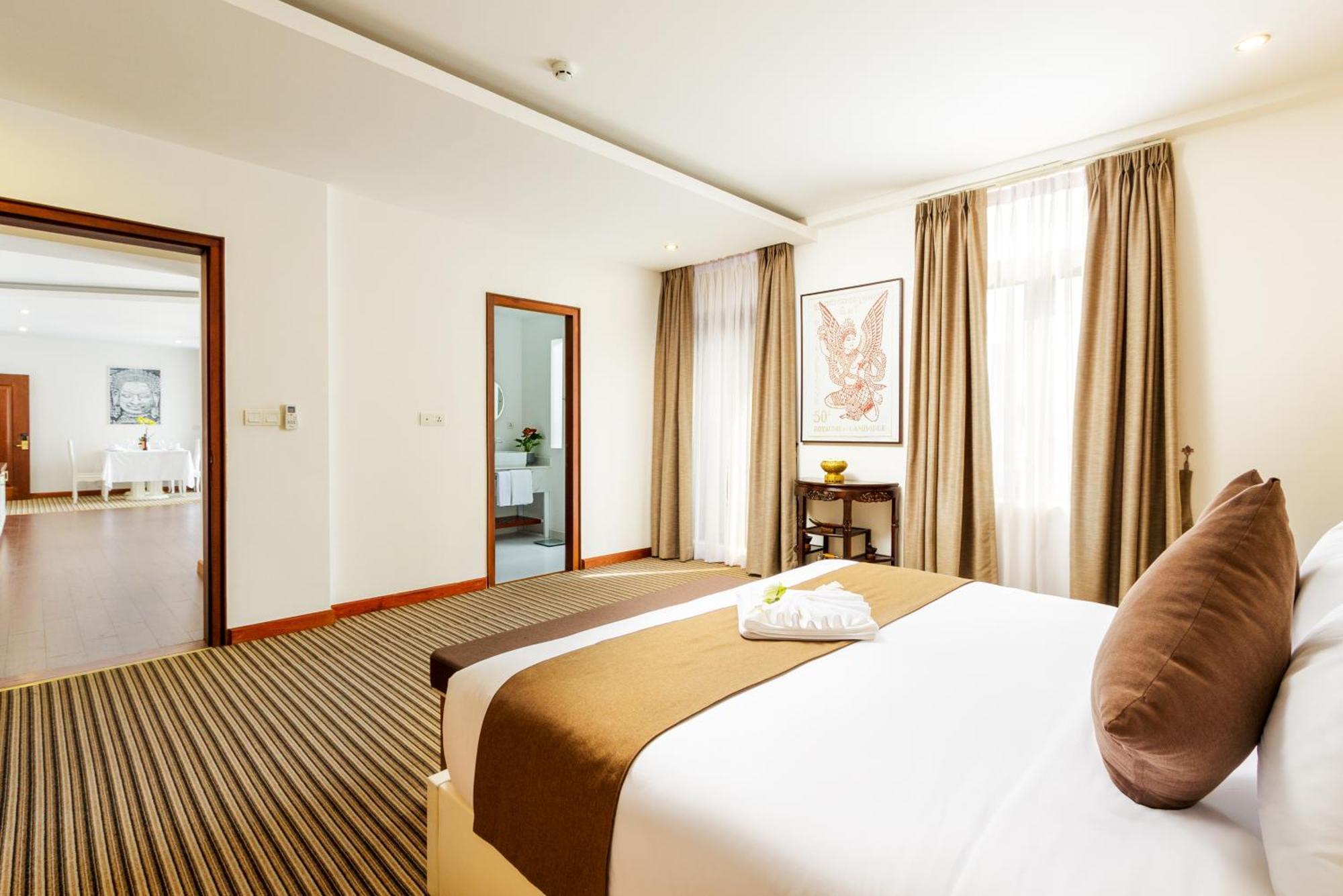 פנום פן Jaya Suites Hotel מראה חיצוני תמונה